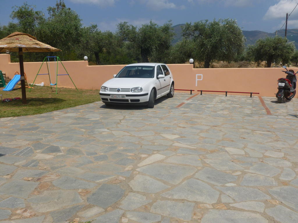 Villa Platanos Лименария Экстерьер фото